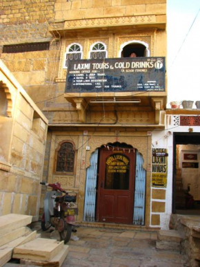 Гостиница Hotel Laxmi Niwas  Джайсалмер